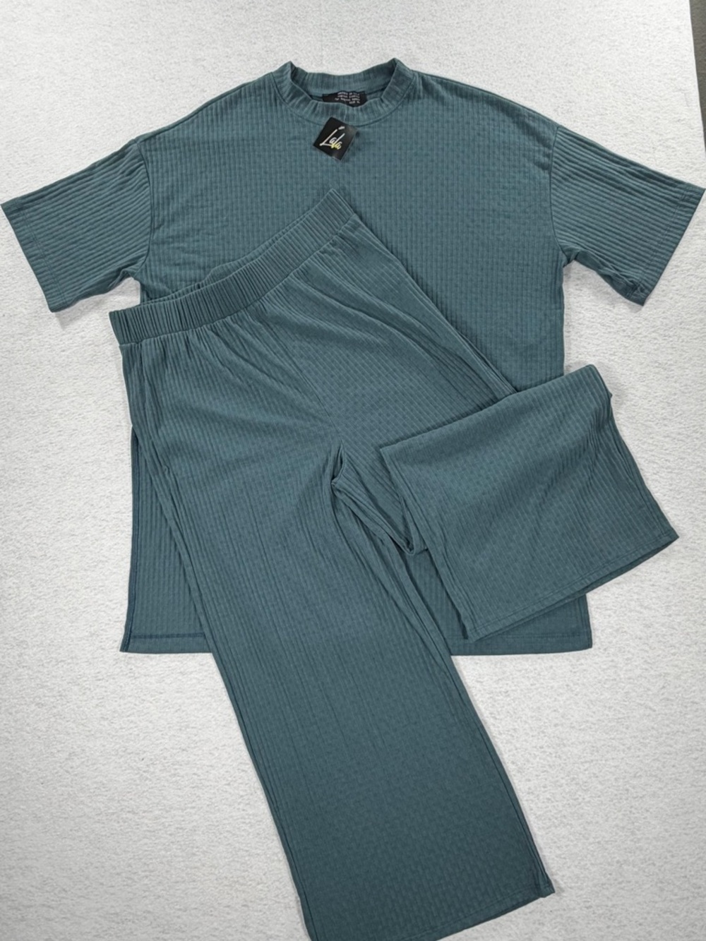 Dressed in LALA Ribbed Two-Piece Set in Ocean / Teal Blue Sz XL